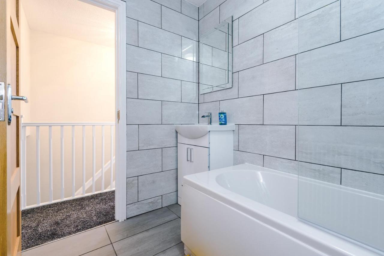 Stylish 4 Bedroom Home Close To Manchester City Centre Luaran gambar