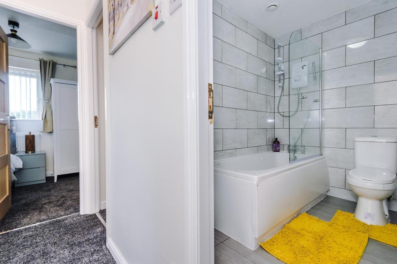 Stylish 4 Bedroom Home Close To Manchester City Centre Luaran gambar